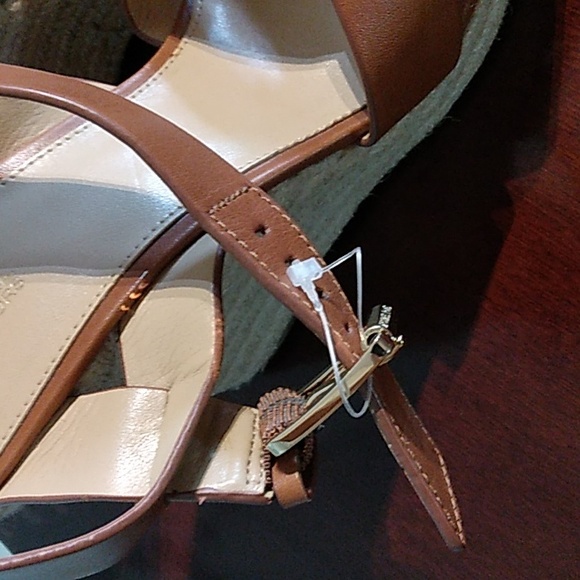 NEW! MICHEAL KORS CELIA ESPADRILLE LEATHER WEDGE SANDALS - Picture 3 of 10